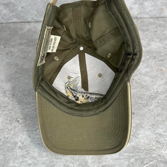 Green embroidered catfish cap, adjustable with velcro back #fishing #outdoor - Picture 4 of 5